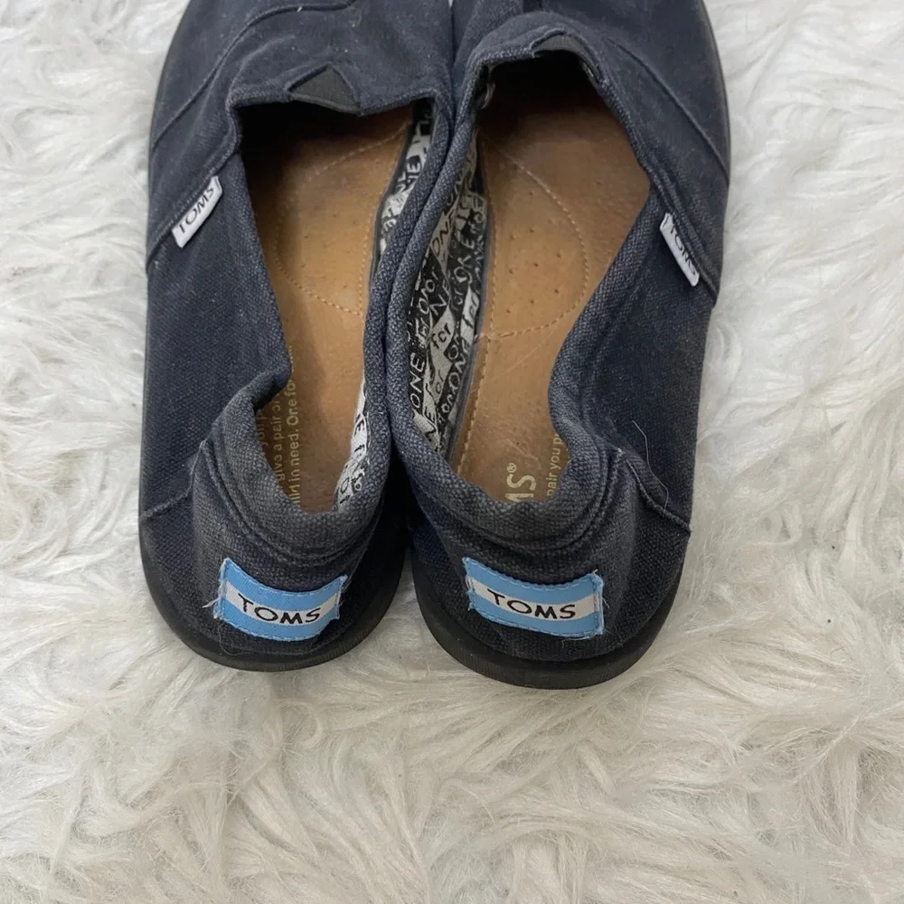 🔥30%OFF🔥Toms black color size Y6